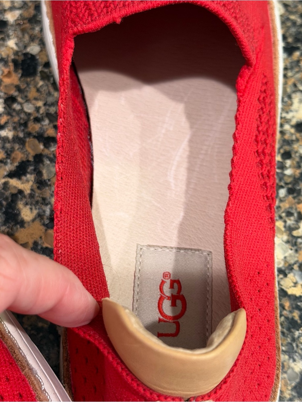 Ugg Sammy knit  Women's Red Knit Slip-On Sneakers 10 - Picture 4 of 8